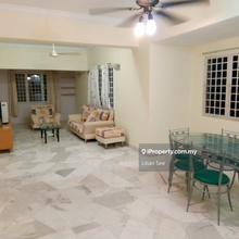 High floor Walking distance Hukm MRT and shops
