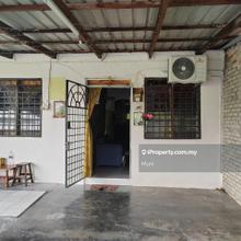 End lot Single storey terrace house 