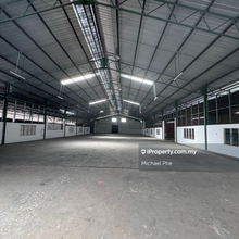 Bintawa pending detached warehouse for rent