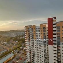 Full Loan Pool View Unit in D'Cassia Apartment Walking to Ecohill Walk