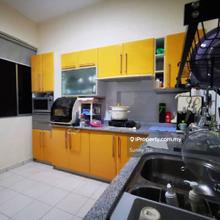 Putra Place 1000sft Reno Furn Corner Queensbay Area
