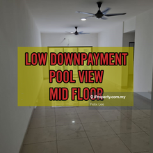 Low Downpayment / Facing Pool / Mid Floor