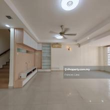 Bandar Putra Permai Renovated Double Storey Semi-D Neighbouring 