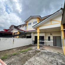 Freehold house, easy access to toll