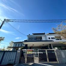 Freehold biggest land in Botani, Ipoh guarded