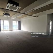 Corner office with lift Kuchai Lama