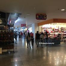 Retail space for Sale