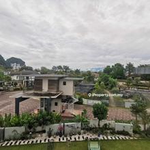 Nicely Decorated 3.5 Storey Corner Bungalow For Sales