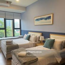 Fully Furnished Ceylonz Suite Studio for Sale