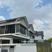 Corner Lot Semi D Elmina Reesia Brand New