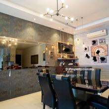Orchard residence next to La Promenade mall