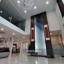 Redang Villa Tmn Molek Corner unit 2.5 Storey Semi Detached 