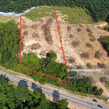 2.56 acre beside main road ,lanchang