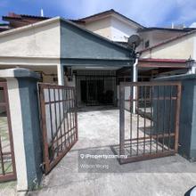 Templer suasana, templer park, Rawang, ground floor, ready move in