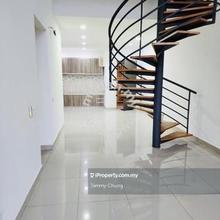2 Sty Penthouse for rent