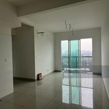 Walking dist. to Kelana Recreational Park, Paradigm Mall, Giant & LRT