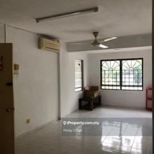 Saujana Apartment, Damansara Damai For Sale Rm 260k.