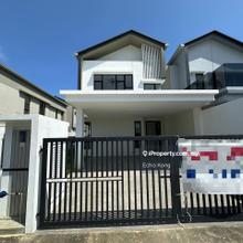 Good Condition & Partly Furnish 2 Storey Semi-D Call Echo For Viewing