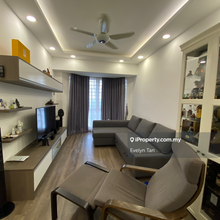 3min walk to Lrt station below shopping mall eateries supermarket etc