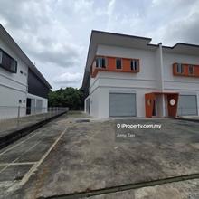 Double Storey Semi-D brand new Warehouse at Batu Kitang for Sale