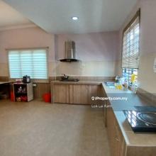 Terrace house for Sale