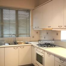 High Floor with Spectacular City View- Villa Flora