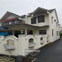 Near school, lotus,bank,food court,klinik,market