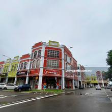 Austin heights nanyang street ground floor end lot