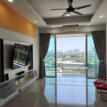 Shineville Park - Fully Renovated - 1600sf - 2 Car Parks - Farlim