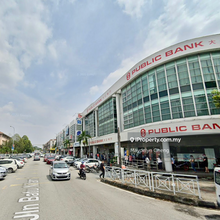 Bandar Bukit Tingg 3 Storey Corner Shop For Rent