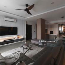 Walking distance to LRT, Pavilion 2, Park / Freehold / Free Furnished