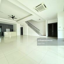 Facing Open More Parking Partially Furnished with Aircond Duta Villa