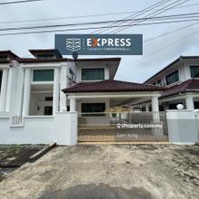 Double Storey Semi Detached House at Taman Bayshore, Miri