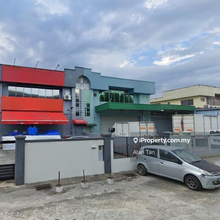 1.5 storey semi D Factory Bandar Teknologi Kajang For Sale 3 join unit