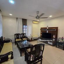 Limited 3sty semi detached with unblocked KL view!