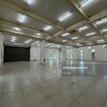 Corner Semi-d factory for rent 