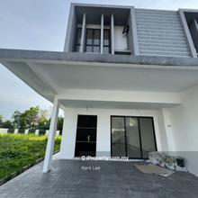 New project 3 storey corner 55x80 Puncak jalil house for sales