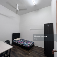 Kluang Room for Rent (Upstairs Shop Lot)
