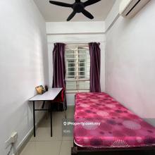 Master Room Available at Casa Residenza Kota Damansara