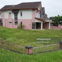 2sty Corner Semi D Bandar Seri Putra Kajang Freehold, Murah,Tanah Luas