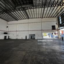 Pandamaran Factory warehouse 300amp 1acre land