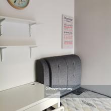 Single room (sharing bathroom) available early Oct