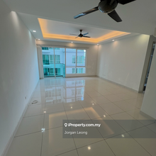 Walking distance to MRT and grocery