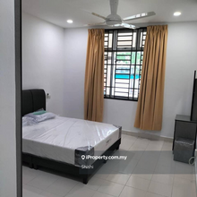 Pelangi indah 1.5storey corner 5beds 3baths fully furnished for rent