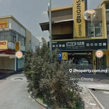 Limited Double storey shop lot, Most Crowded Area in Botanic