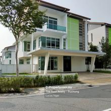 Spacious land at Ambrosia 3 sty Bungalow house for Sale
