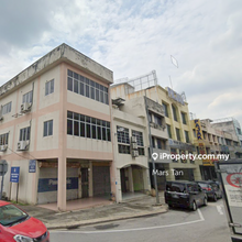 Freehold / Facing Main Road ( 3 Storey Corner Shop) Pekan Kepong 