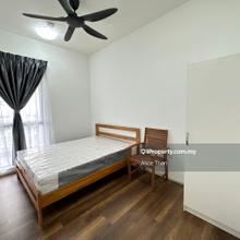 Sqwhere Medium Room with Living Room, MRT linked 