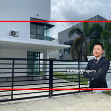 Adda Heights Maple Red 2 Storey Cluster! Rm1.3m Only!