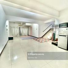 Duplex spacious corner unit, unblock view